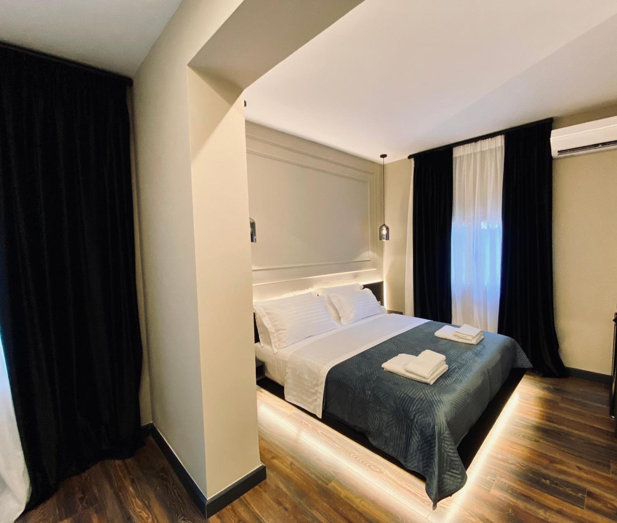 Tirana Central Rooms Pazari Bagian luar foto